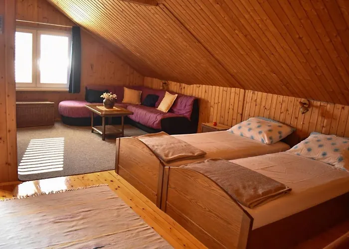 Ankica * Трогір